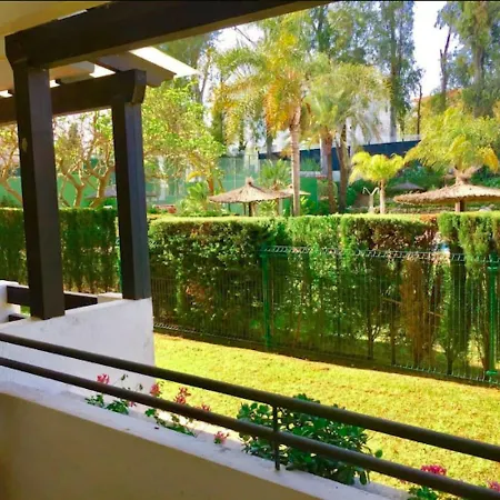 Appartamento Puerto Banus With Private Garden Marbella Esterno foto