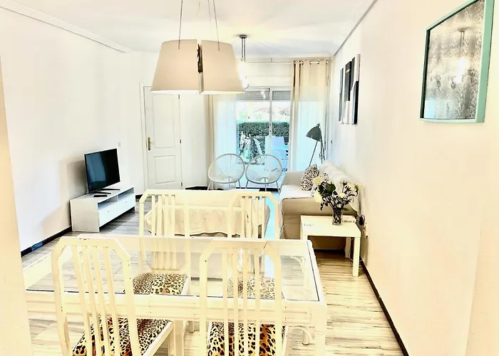 Puerto Banus With Private Garden